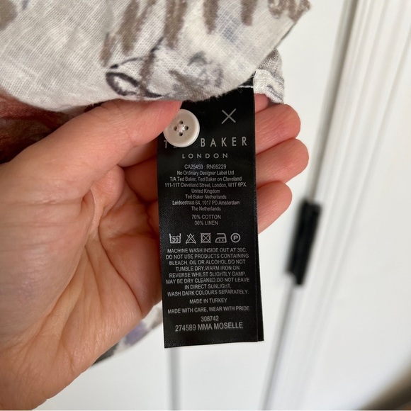 Ted Baker Moselle Floral Relaxed Fit Button Down Shirt - Picture 3 of 4